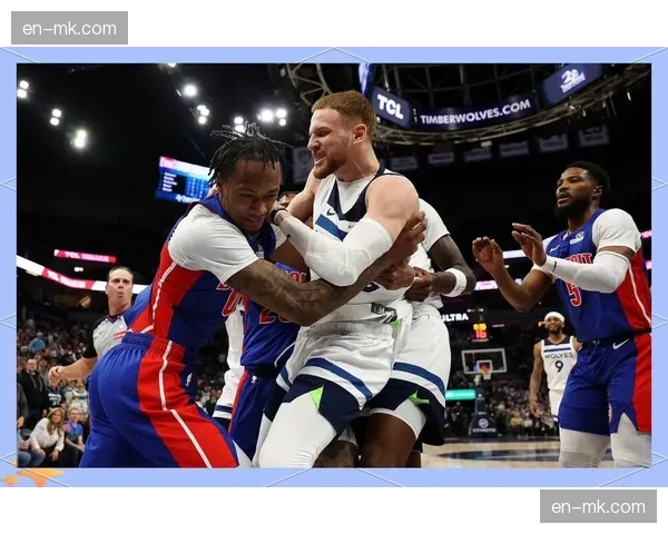 马刺主场114-84大胜太阳 取得六连胜稳居西部第二 马刺主场114-84大胜太阳 取得六连胜稳居西部第二